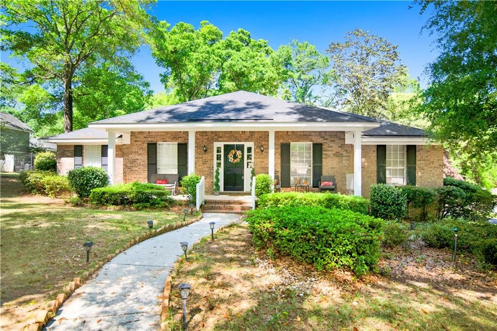 1104 Hanging Lantern Circle, Mobile, AL 36695 — exterior