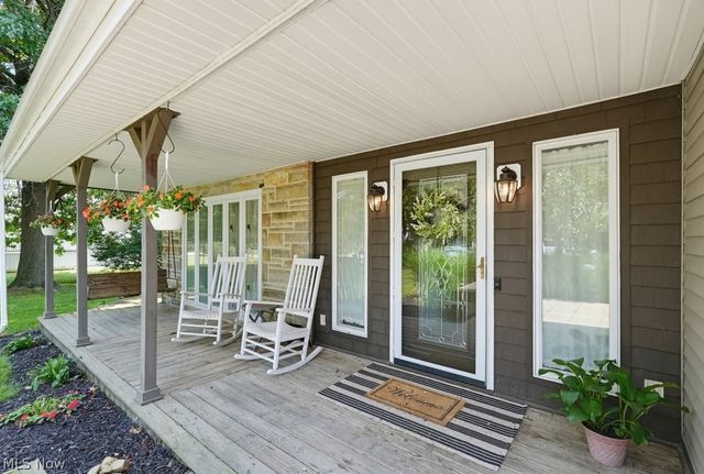 138 Ferguson Drive, Tallmadge, OH 44278