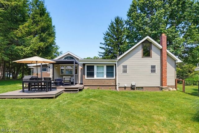 138 Ferguson Drive, Tallmadge, OH 44278