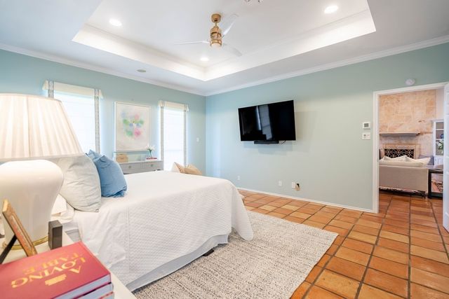 1202 Country Club Dr, Midland, TX 79701