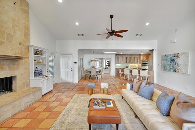 1202 Country Club Dr, Midland, TX 79701