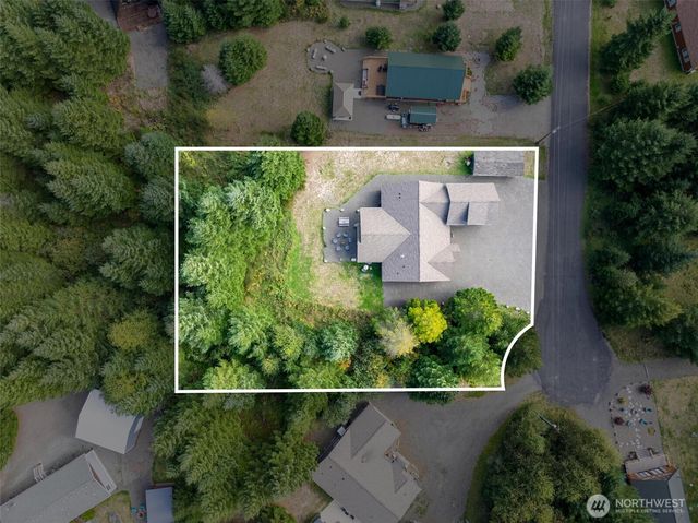 106 Jack Fir Court W, Packwood, WA 98361