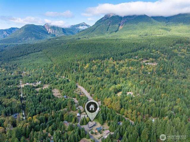 106 Jack Fir Court W, Packwood, WA 98361