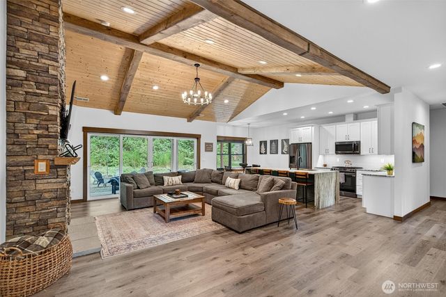 106 Jack Fir Court W, Packwood, WA 98361