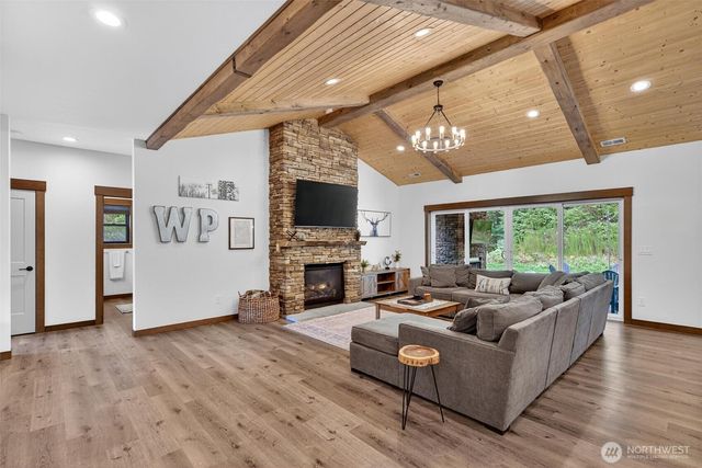 106 Jack Fir Court W, Packwood, WA 98361