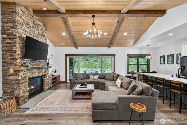 106 Jack Fir Court W, Packwood, WA 98361