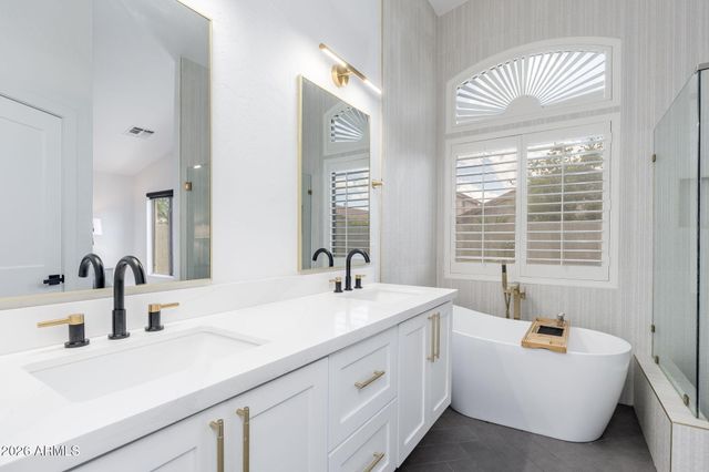 10215 E HILLERY Drive, Scottsdale, AZ 85255