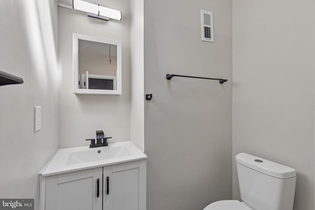 5536 PINE ST, Philadelphia, PA 19143