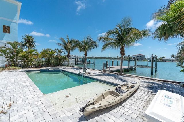 575 CRYSTAL DRIVE, Madeira Beach, FL 33708