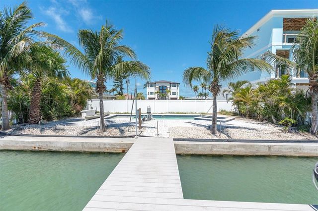 575 CRYSTAL DRIVE, Madeira Beach, FL 33708