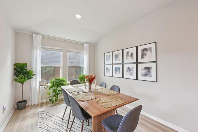 3022 Mill Run BND, Round Rock, TX 78665