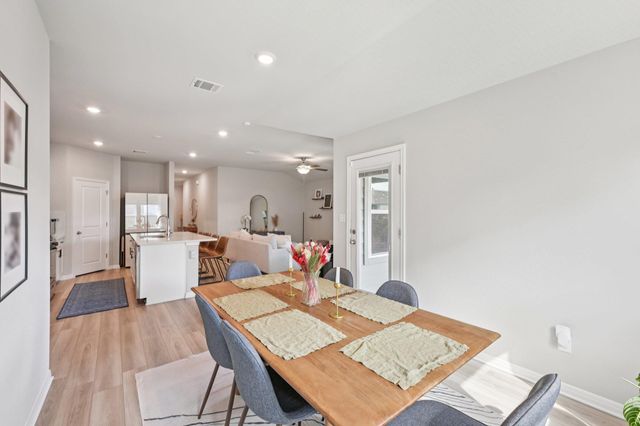 3022 Mill Run BND, Round Rock, TX 78665