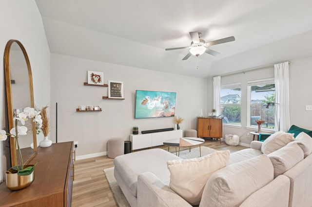 3022 Mill Run BND, Round Rock, TX 78665