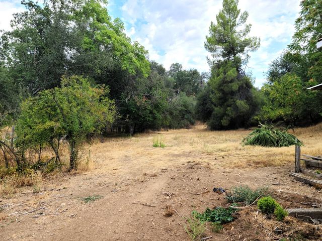 3400 Beacon Drive, Anderson, CA 96007