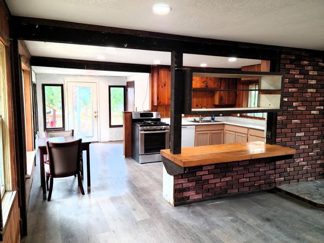 3400 Beacon Drive, Anderson, CA 96007