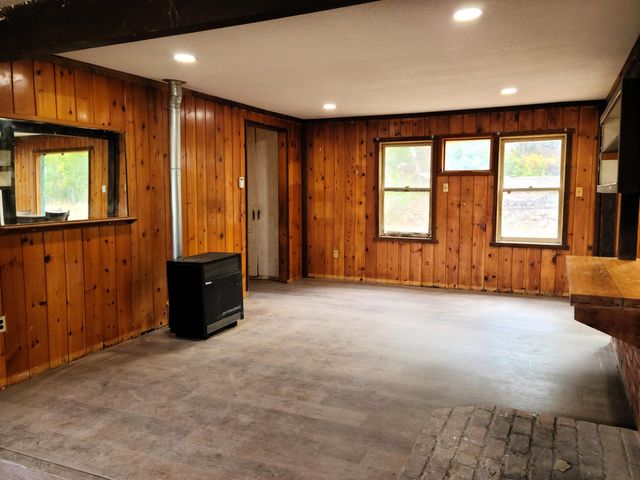 3400 Beacon Drive, Anderson, CA 96007