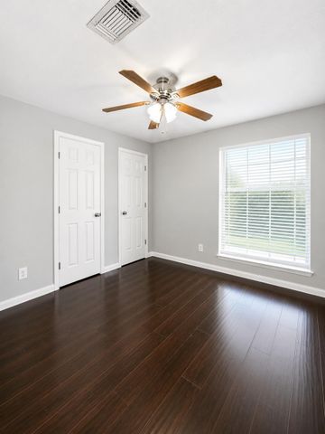 12027 Silver Island Circle, Houston, TX 77067
