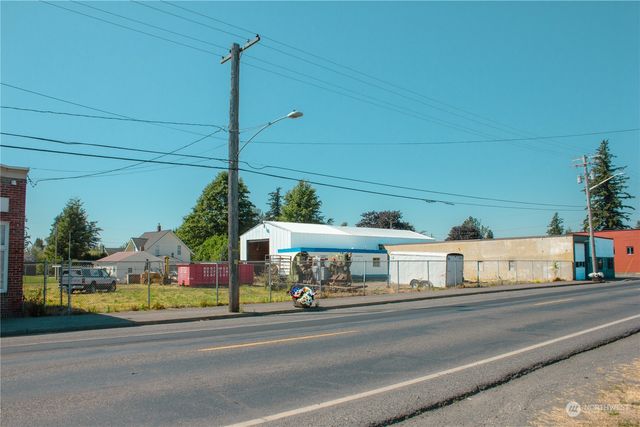 101 W Madison Street, Nooksack, WA 98276