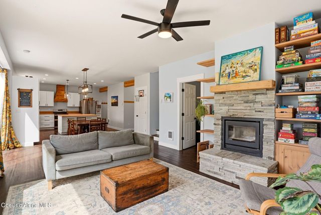 170 Michael LN, Sandpoint, ID 83864