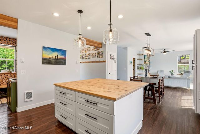 170 Michael LN, Sandpoint, ID 83864