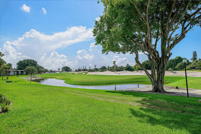12 Southport Lane D, Boynton Beach, FL 33436