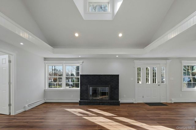 129 Lakeview Drive, Mastic Beach, NY 11951