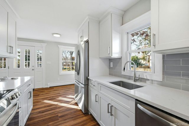 129 Lakeview Drive, Mastic Beach, NY 11951