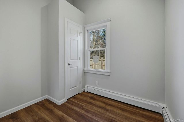 129 Lakeview Drive, Mastic Beach, NY 11951