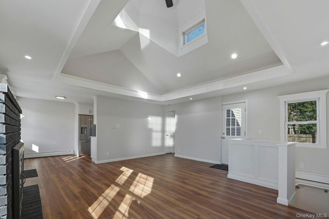 129 Lakeview Drive, Mastic Beach, NY 11951