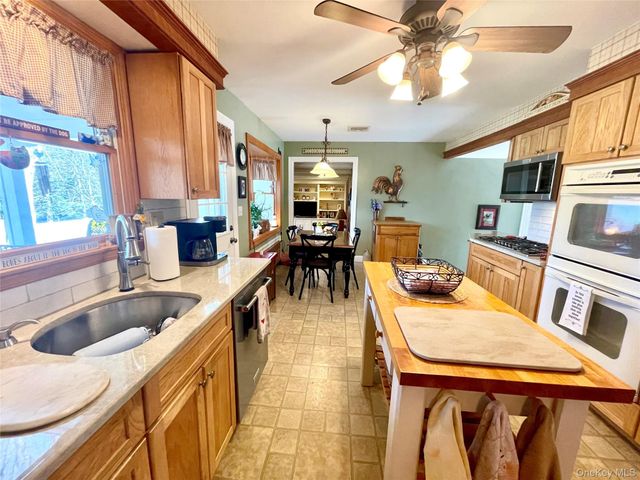 4 Sylvan Way, Suffern, NY 10901