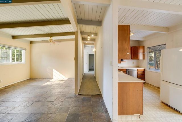 208 208 Los Gatos Ave, Vallejo, CA 94589