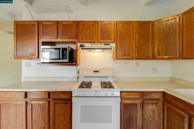 208 208 Los Gatos Ave, Vallejo, CA 94589