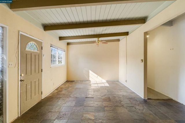 208 208 Los Gatos Ave, Vallejo, CA 94589