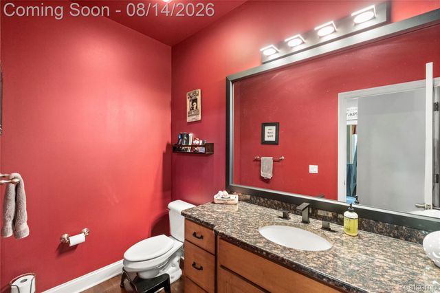 372 Hunters Ridge Drive, Brandon Charter Township, MI 48462