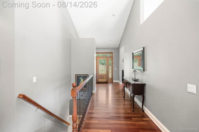 372 Hunters Ridge Drive, Brandon Charter Township, MI 48462