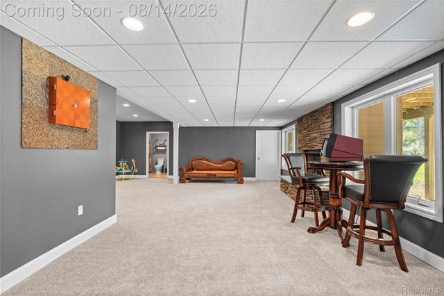 372 Hunters Ridge Drive, Brandon Charter Township, MI 48462