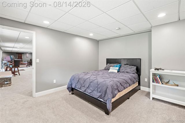 372 Hunters Ridge Drive, Brandon Charter Township, MI 48462