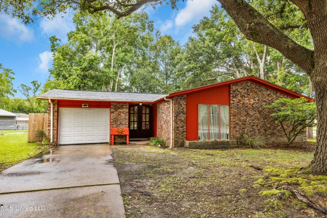 15300 Lansing Drive, Biloxi, MS 39532