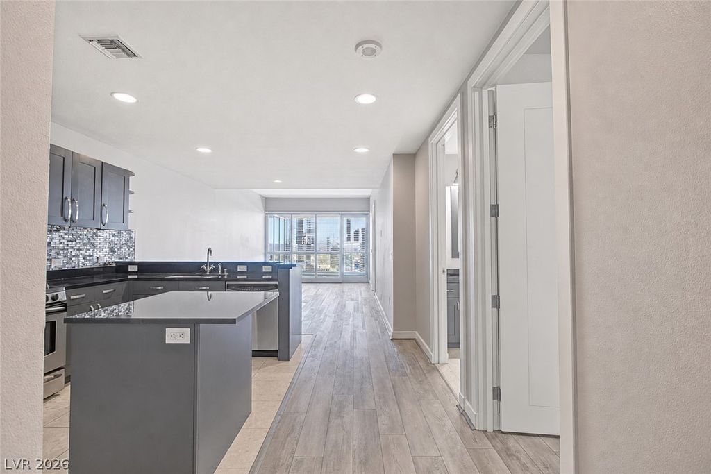 4525 Dean Martin Drive 2211, Las Vegas, NV 89103 — photo 3