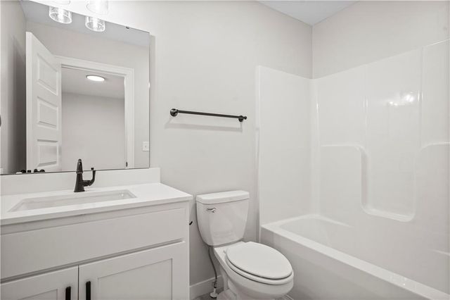 19779 W 122 Terrace, Olathe, KS 66061