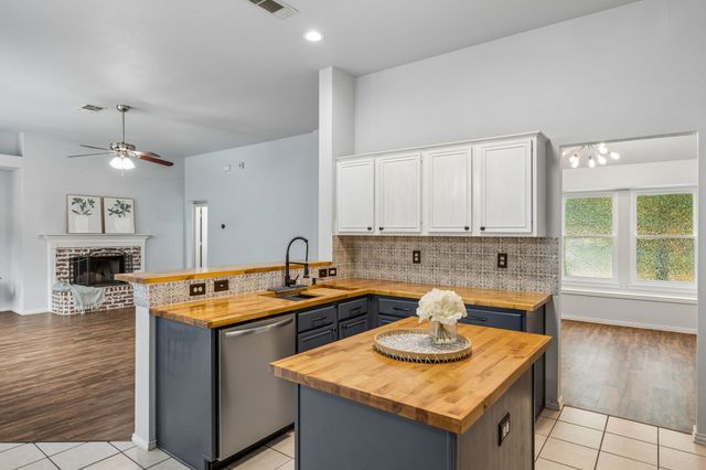 1803 Lake Travis Drive, Allen, TX 75002