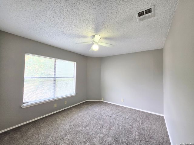 8562 Serene Ridge Dr, San Antonio, TX 78239