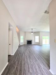 8562 Serene Ridge Dr, San Antonio, TX 78239