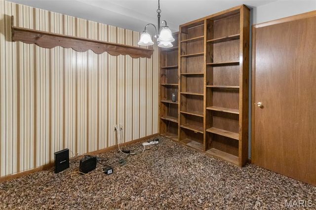 4 Chapel Court, Collinsville, IL 62234