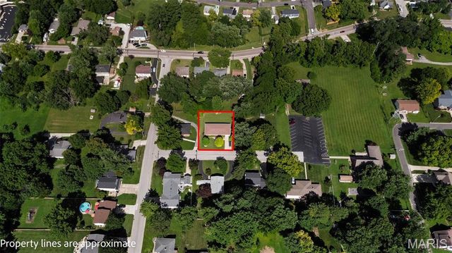 4 Chapel Court, Collinsville, IL 62234