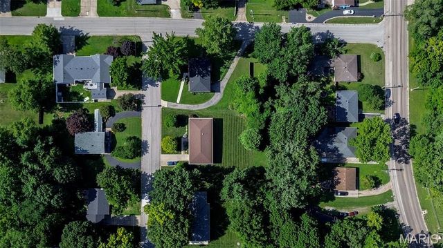 4 Chapel Court, Collinsville, IL 62234