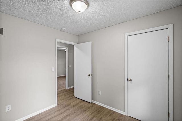 10330 Smalley Court, Kansas City, MO 64134