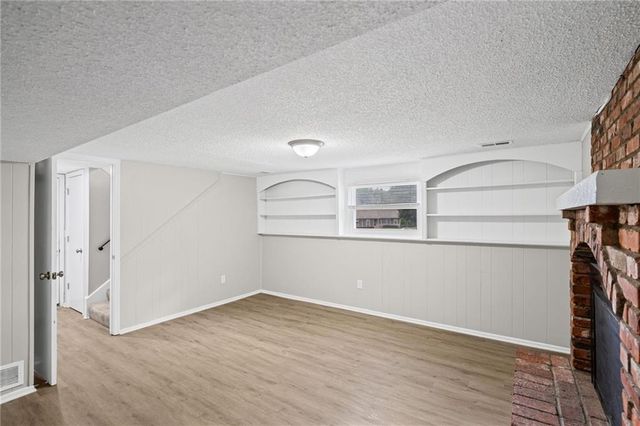 10330 Smalley Court, Kansas City, MO 64134