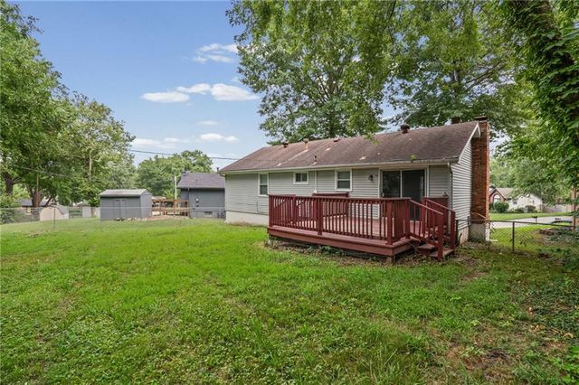 10330 Smalley Court, Kansas City, MO 64134