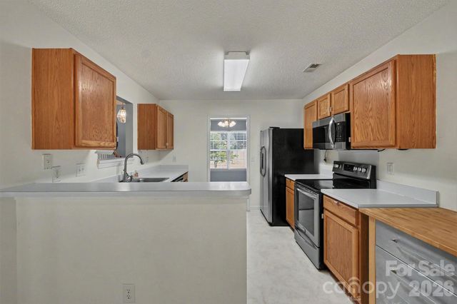 9229 Simonton Drive, Charlotte, NC 28269